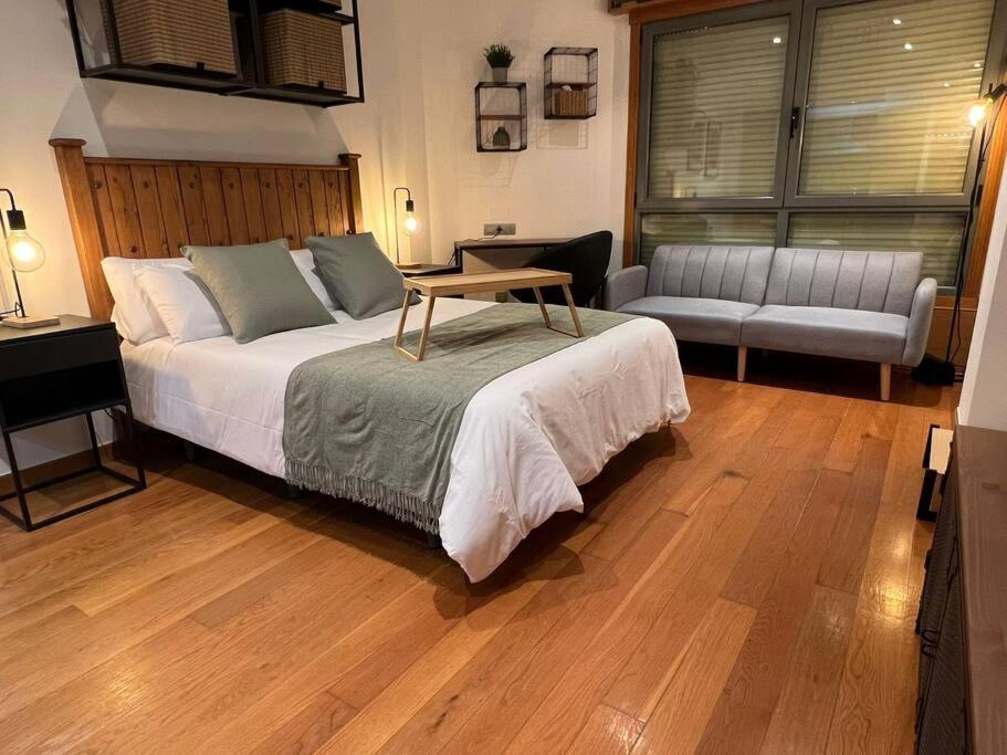 ויגו Central Suites Poli Sanz מראה חיצוני תמונה